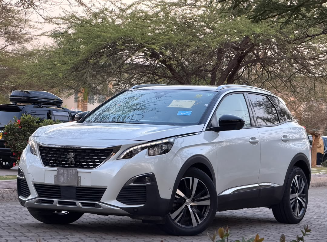 PEUGEOT-3008 thumbnail 3